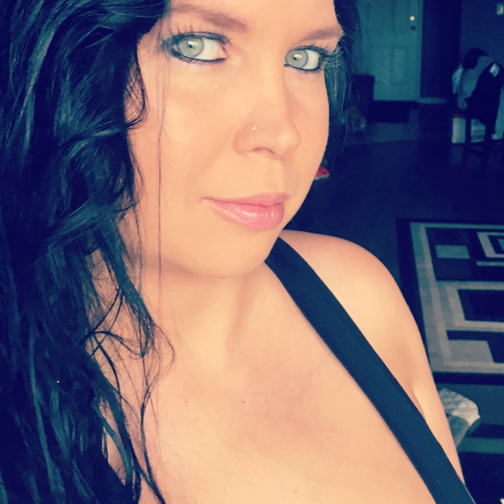Michoo84's tweet photo. #NewProfilePic https://t.co/jGcpaAybv8