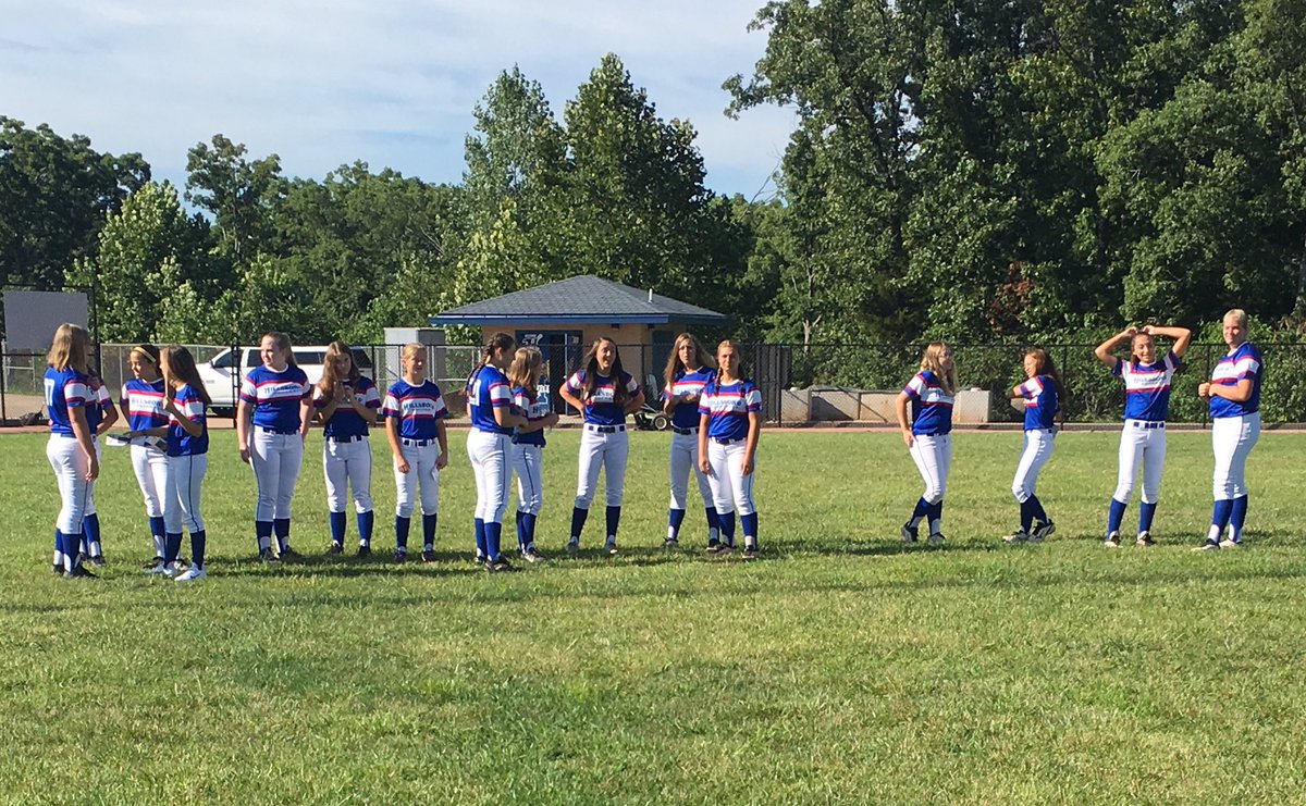 Hboro_SB's tweet photo. Gotta love picture day!! https://t.co/iHcndSzIJG
