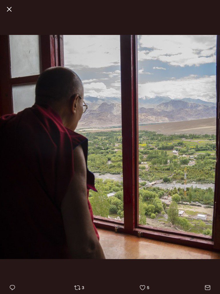 Tenam108's tweet image. May HH Dalai Lama be able to look at Lhasa from Potala, very soon, in a Free Tibet.