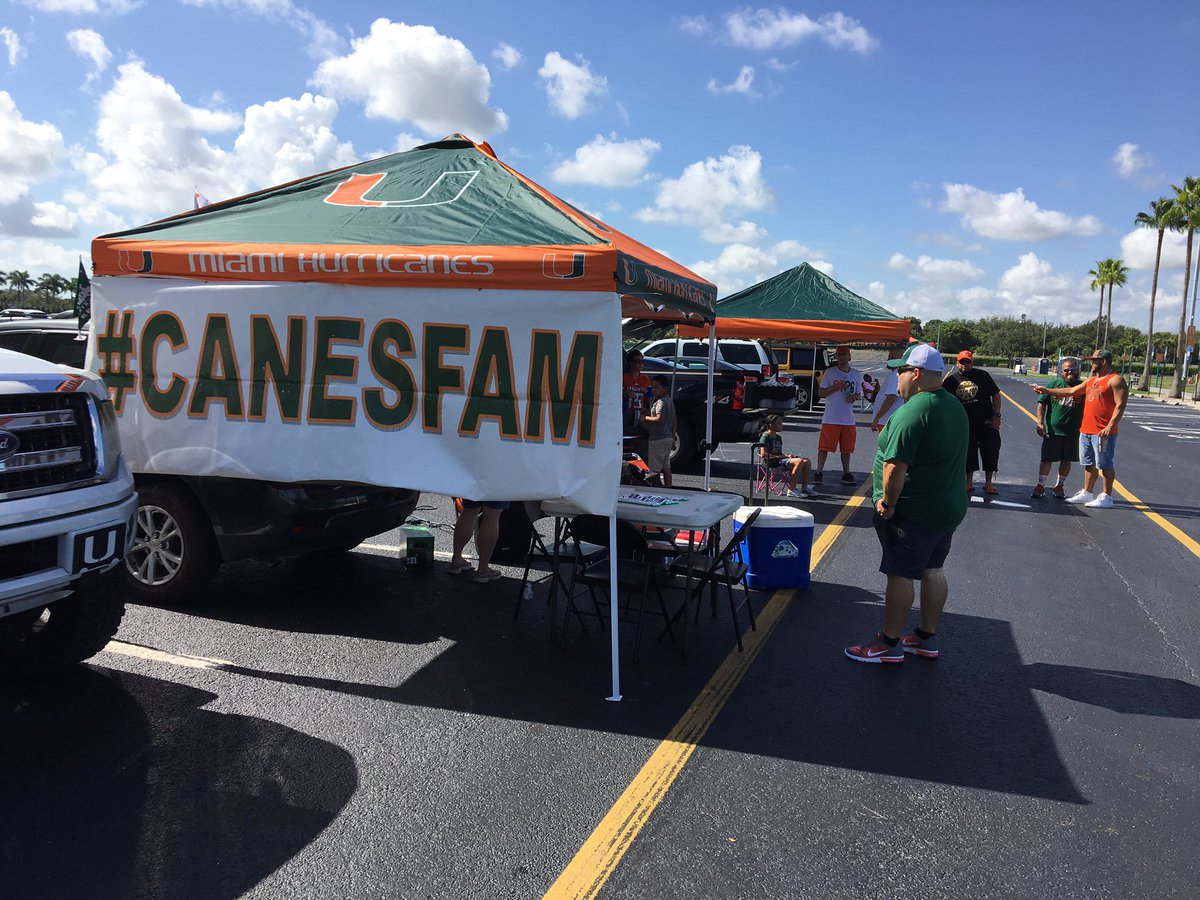 CutlerRidgeLAZ's tweet photo. HOME SWEET HOME!!! #CanesFamTailgate https://t.co/BWZ5YJBWH4
