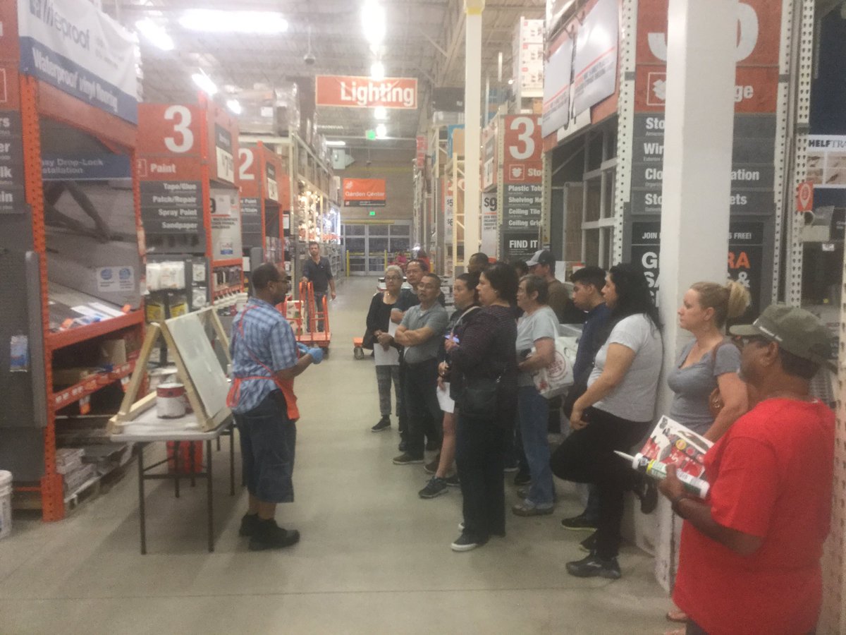 espeland4617's tweet photo. Drywall repair class @ 4617 https://t.co/NhueTY88eg