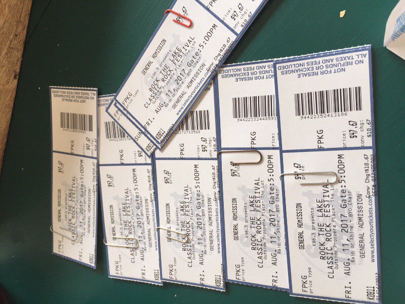 Engaged_Films's tweet image. Rock The Lake Tickets SUNDAY kijiji.ca/v-tickets/kelo…