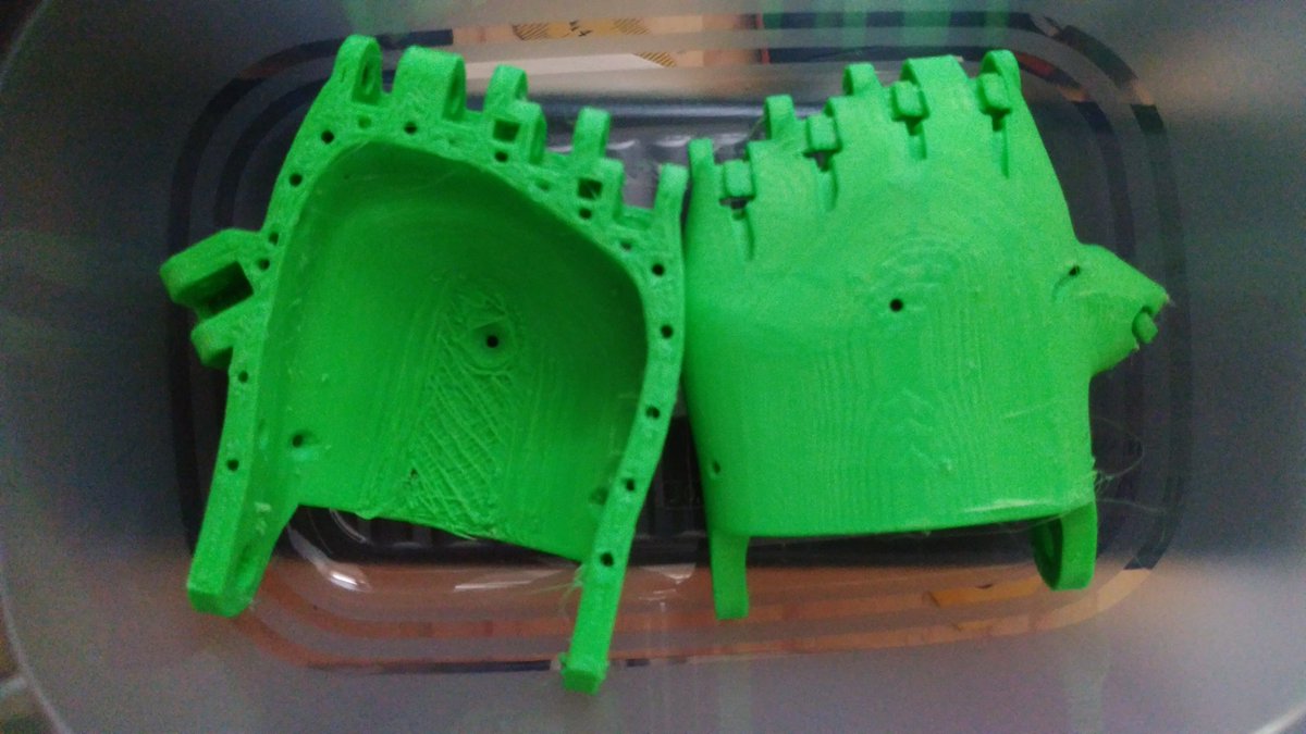 LimbPrinters's tweet photo. 2 left hand Palms Phoenix hand v2 pla 3d 100% #limbprinters Europe germany contact limbprinters@gmail.com.com https://t.co/TN91INIx4J