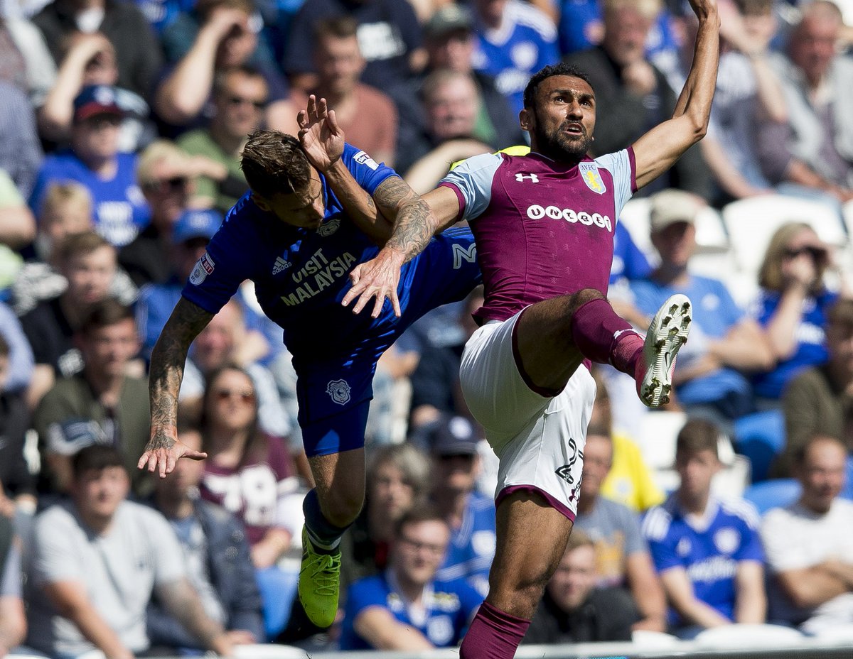 AVFCOfficial's tweet photo. #CardiffCity 1-0 #AVFC

Albert Adomah replaces the injured Ahmed Elmohamady, who has been receiving treatment behind the goal... https://t.co/2ixYL8pgtr