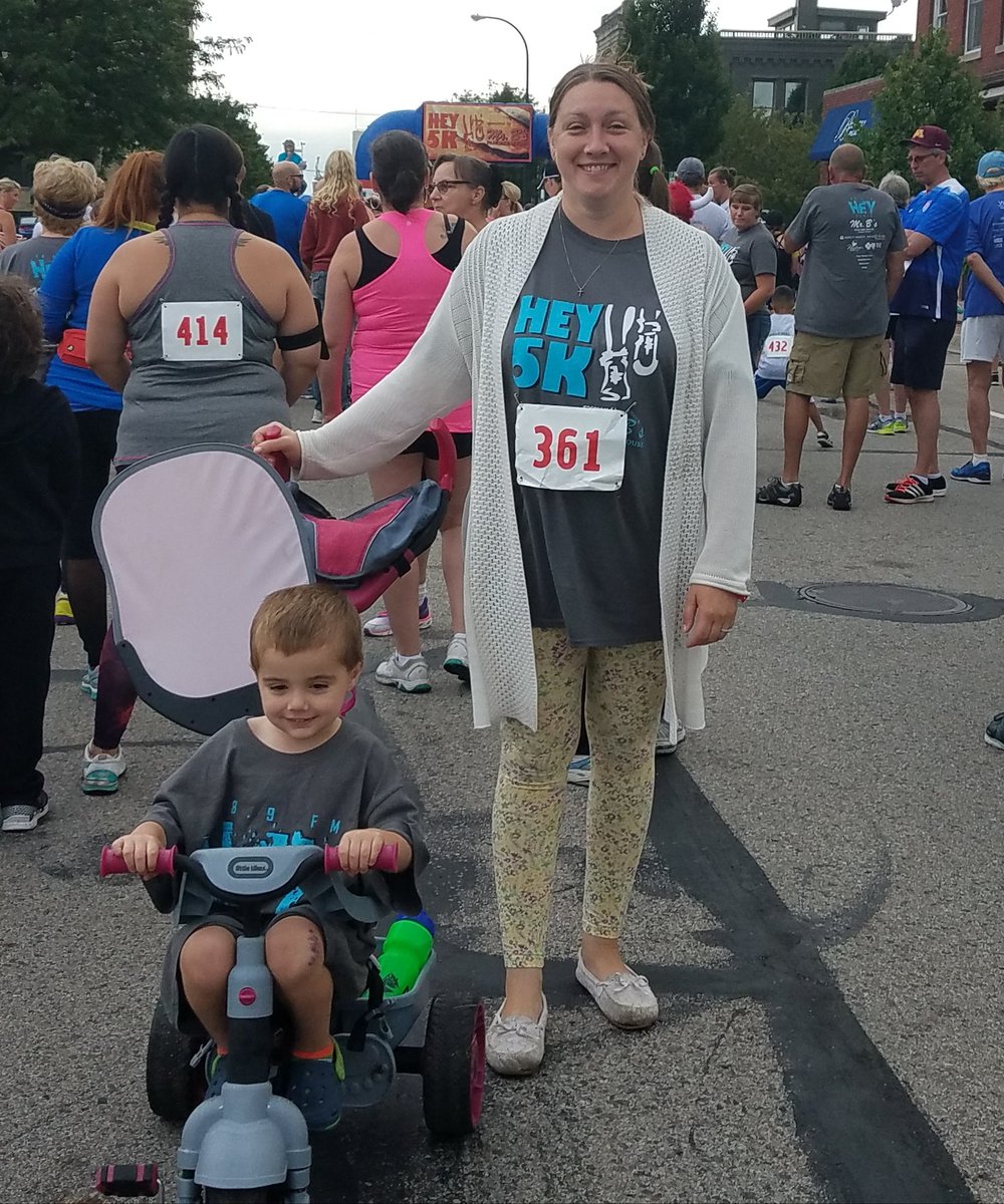 kooi17's tweet photo. Enjoying the Hey5K #ucmf #imatunity #hey5k https://t.co/EA54pwTTL3