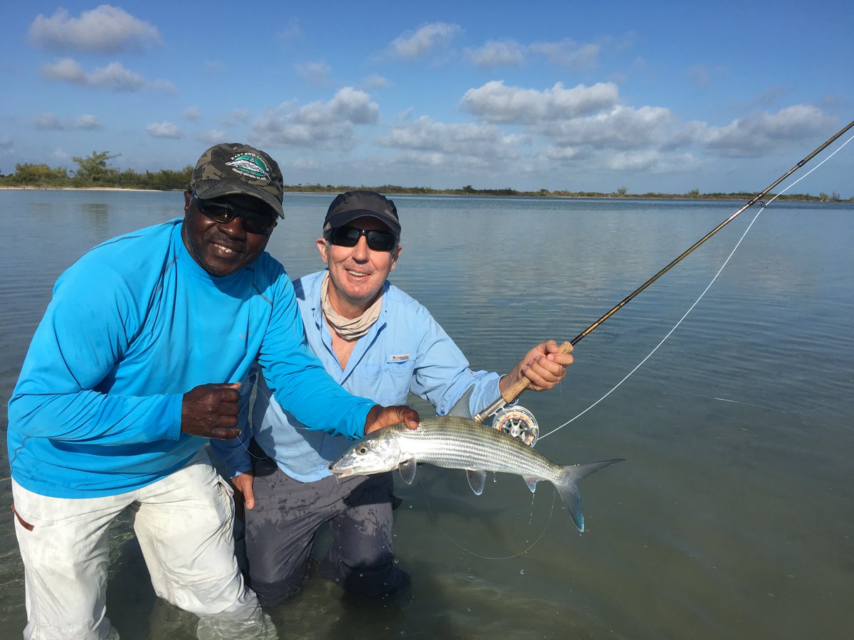 EastEndLodge's tweet photo. Guide you #bonefish #eastendlodge #flyfishing #Bahamas #fisherman #ocean #saltwaterfishing #fishing #fish #saltlife #fishon #flatfishing https://t.co/rHHXU5pikn