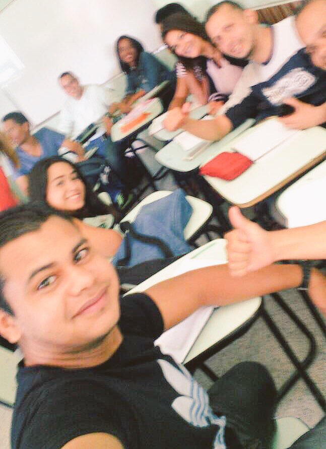 Otro #MomentoCEUJAP en <a href="/ceujap/">CEA Internacional</a> trabajando en #Equipo y compartiendo ideas y puntos de vistas #AprenderHaciendo