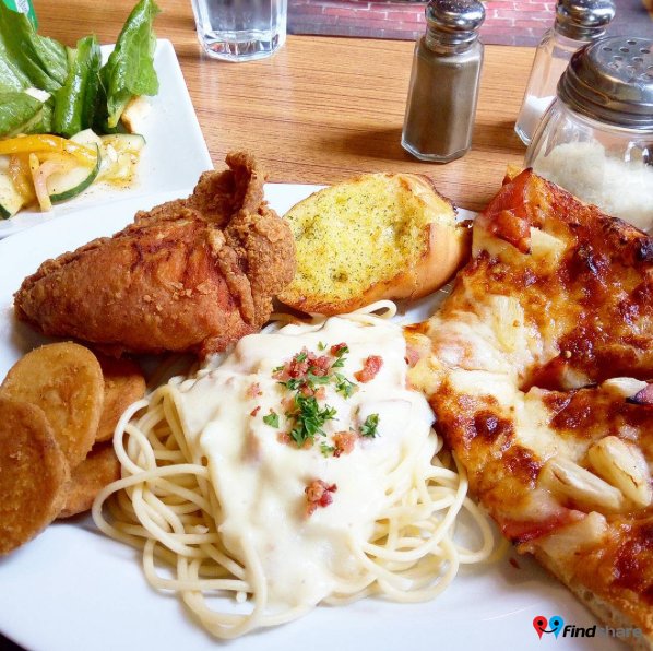 findsharerestos's tweet photo. @juwelwashere Shakey's's best dish: Bunch of Lunch; More: https://t.co/aaB1PoEgYp https://t.co/HqnyINW80g