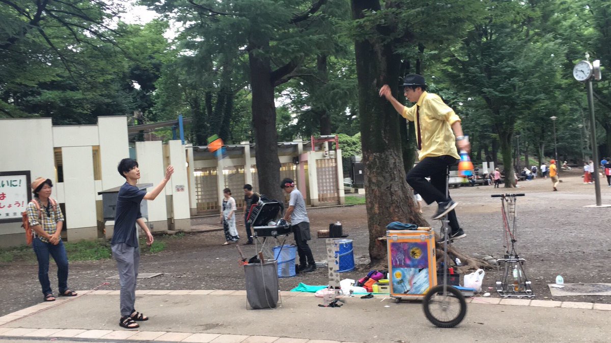 大道芸人なった