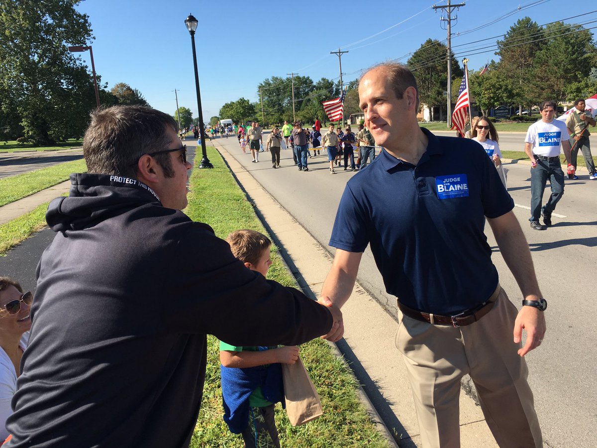JudgeBlaine's tweet photo. Team Blaine at the #Englewood Arts Festival Parade! #FairOpenPrepared🏛 https://t.co/oWCdvrAeWv