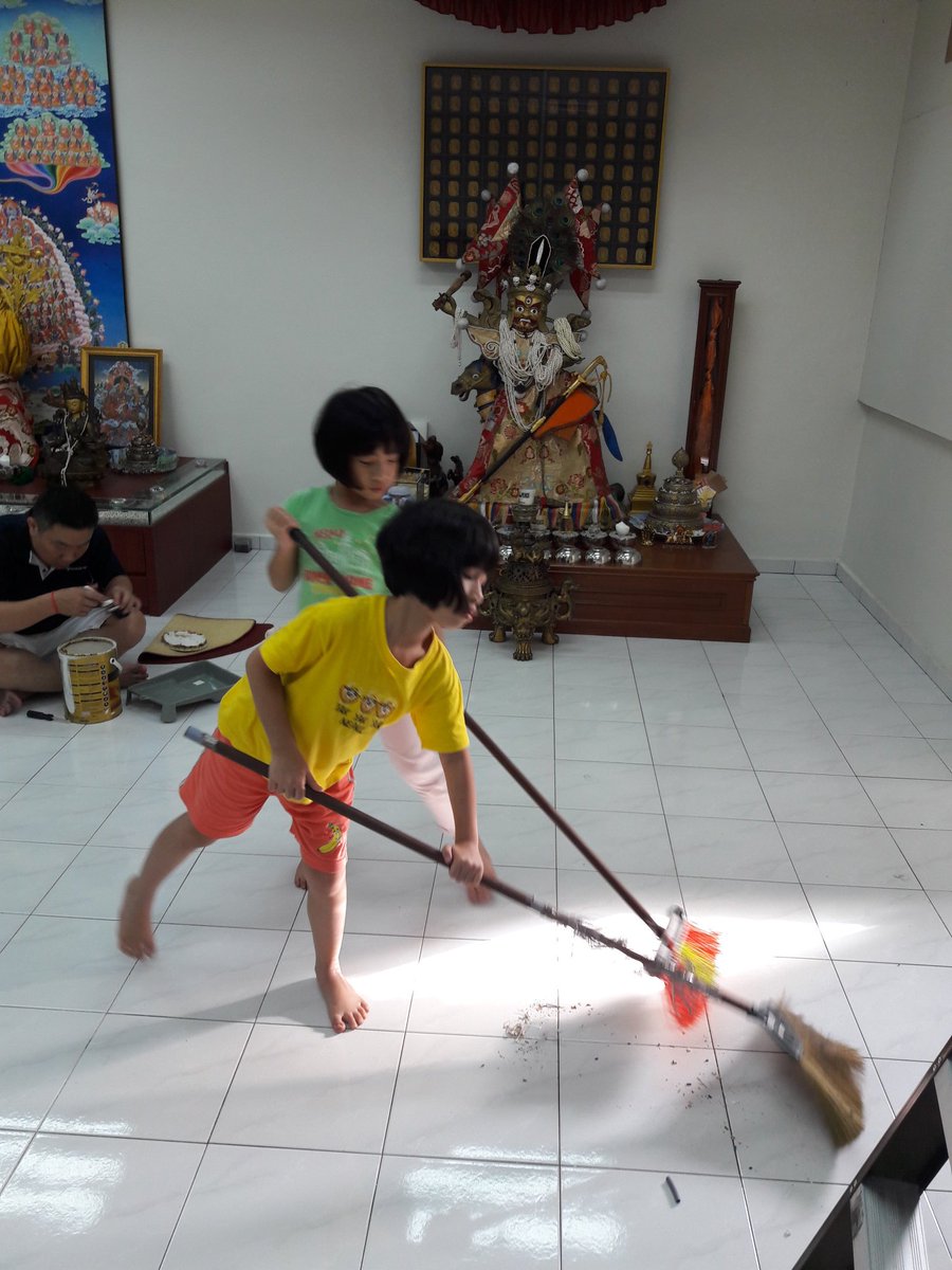 tenzindolkar016's tweet photo. We do cleaning & set up for tomorrow event at #KHJB
May our #event #success & bring more #dharma #knowledge to our members
#buddha
#wisdom https://t.co/FNDIFL0XL6