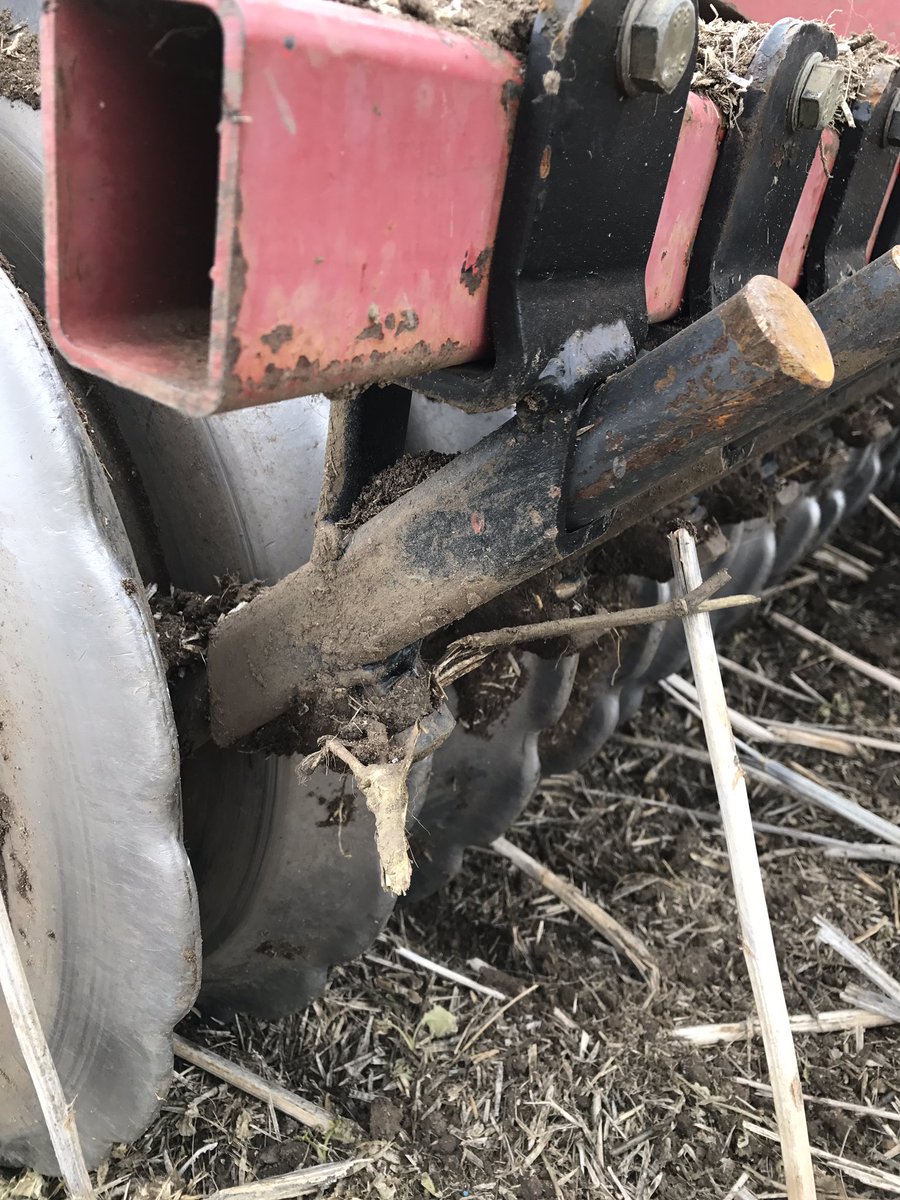 neilwalk's tweet photo. Made some new scrapers for the #heva roller Finally something that works @OPICOLtd #Copyright2017 https://t.co/3nykFbbQSM