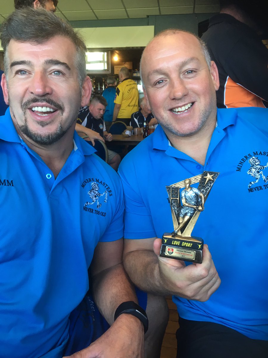 leighminersmast's tweet photo. Well done dave brads on your award of top pass of the day!!!off the floor sending @marksars4 under the post👏👏👍 https://t.co/DpCyDlC9Z7