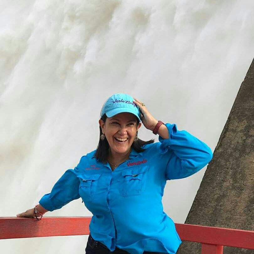 Marlenycdc_'s tweet photo. 1. Gracias a eficiente gestión del Pdte. @NicolasMaduro y equipo de Gobierno, la Represa del Guri, #Bolívar, se encuentra en óptimo control. https://t.co/ymoZX3oRt7