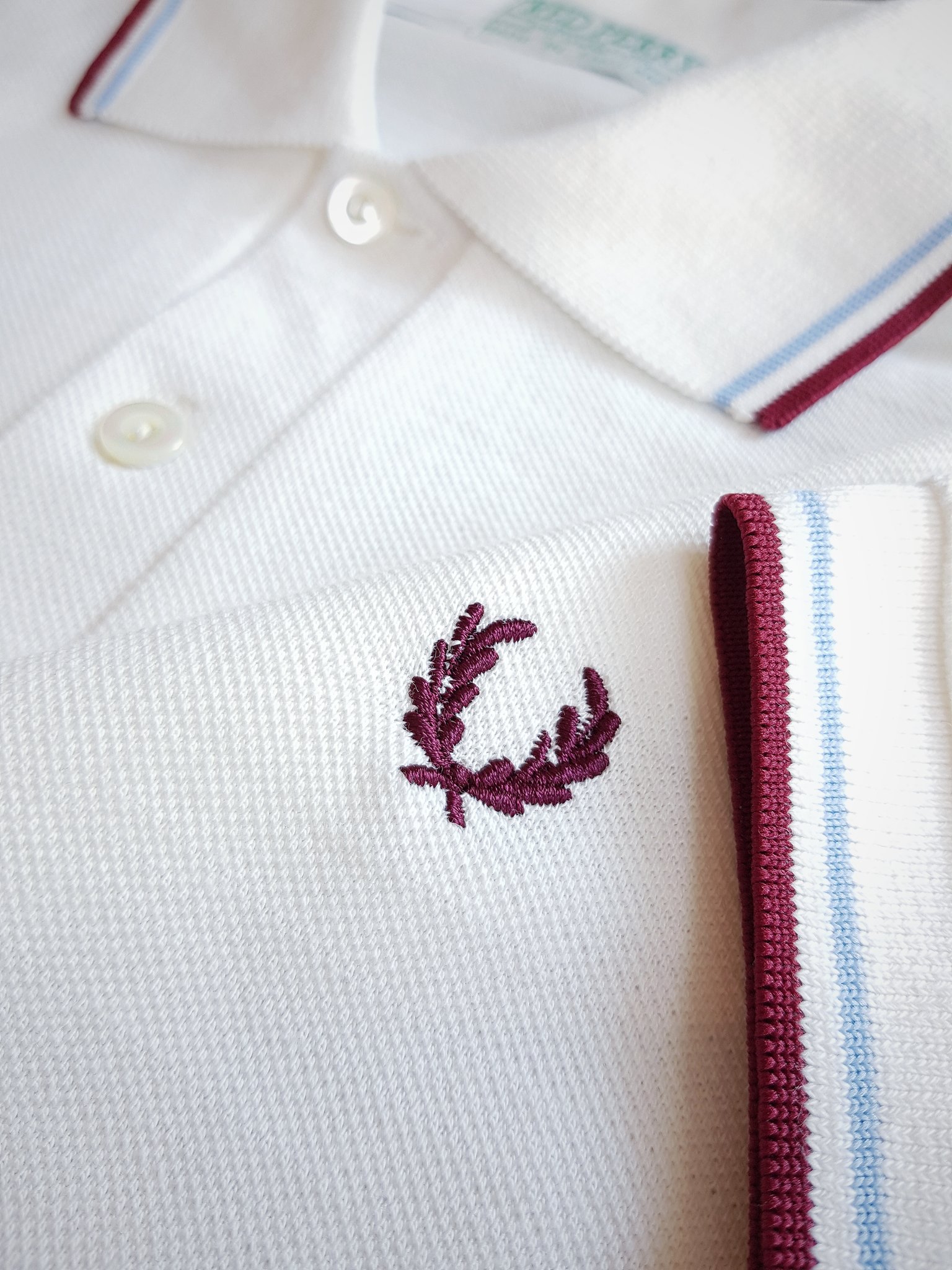 Fred perry clearance white ice maroon