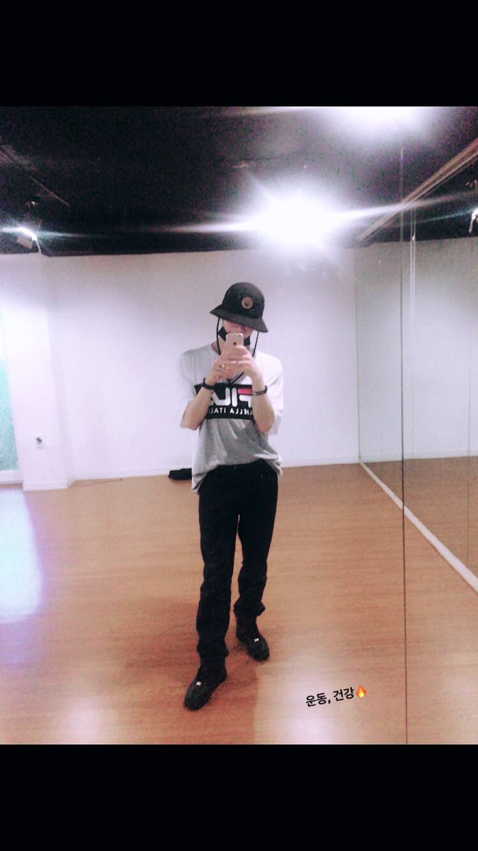 BLANC7_Peru's tweet photo. [IG Story] DL 110817

#BLANC7 #블랑세븐 #PRISM #SHINWOO #JEANPAUL #TENO #DL #SPAX #KKID #TAICHI https://t.co/XGoWuqcvdo