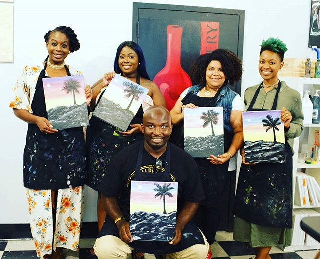 GrapesGallery's tweet photo. The paintings and the people look great! #columbiasc #gocola #colatoday #realcolumbiasc #mainstcolasc #mainstdistrict #art #wine #craftbeer https://t.co/AfZs3L1inN