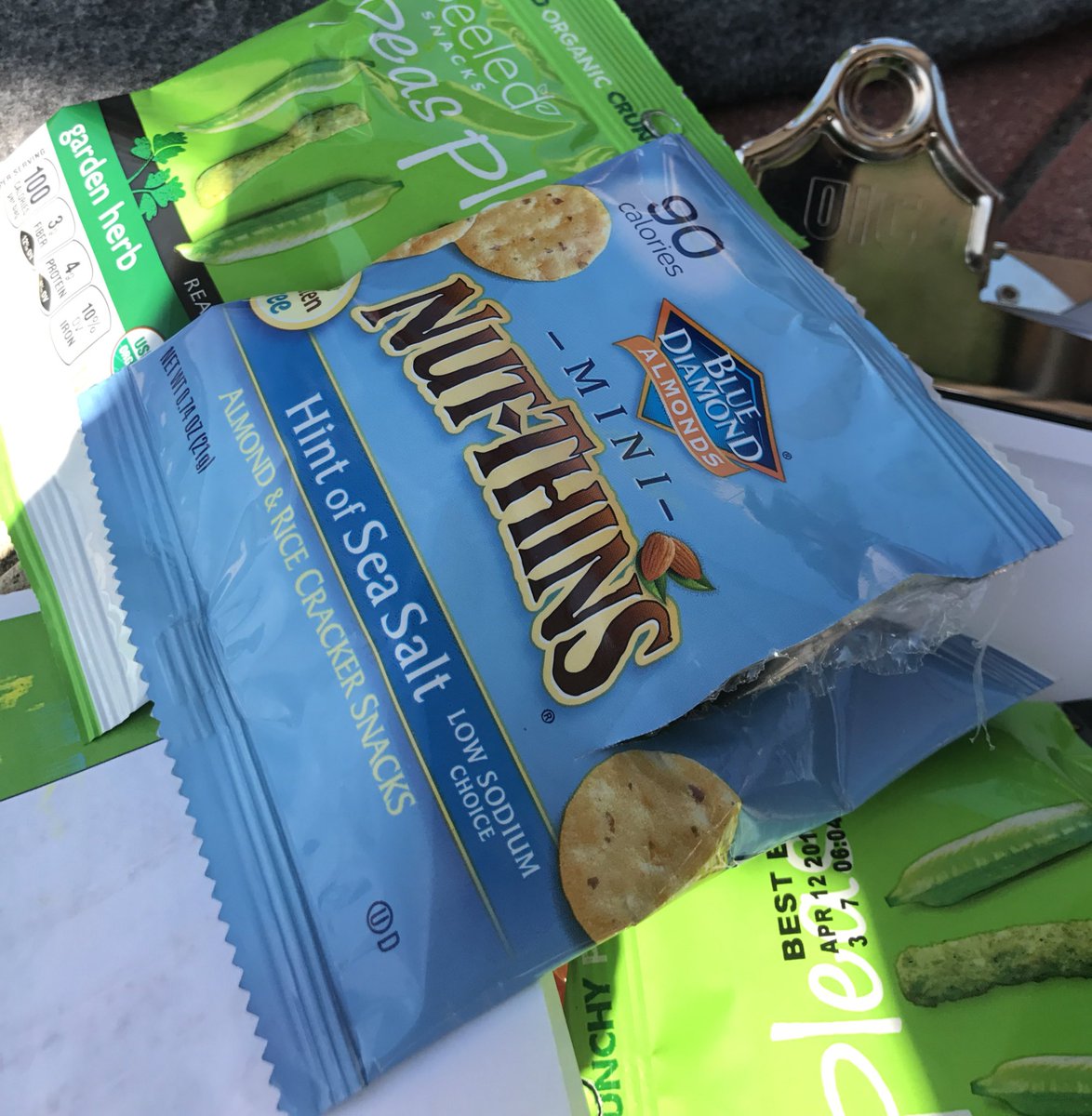 VisitTopeka's tweet photo. Thanks, @HyVeeTopeka for bringing snacks!! Free for #CycloviaTopeka participants at their truck at 7th and Kansas. #TopCity #bikecity https://t.co/xhyTeSXdsf
