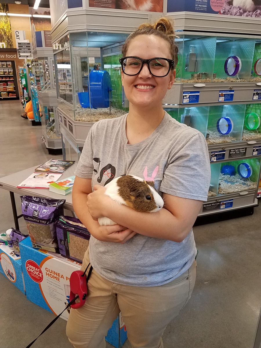 Petsmart #2700 tweet media