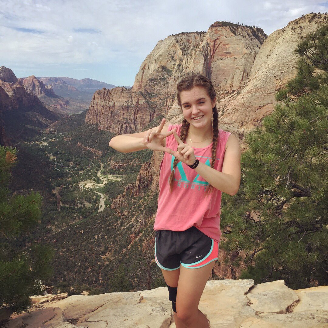 KappaDeltaBD's tweet photo. This summer sister Sarah was a guide in Zion National Park! She lead with confidence &amp; threw what she knew 💚 #GoConfidentlyGoKD #GoFSL https://t.co/eU7FtW2NN8