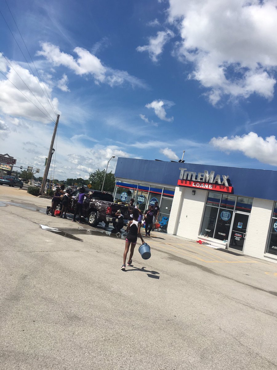 KaciRaeBarnes's tweet photo. Infusion Dance Studio car wash fundraiser at your local TitleMax! @GlennHebertJr1 @Billybones11001 @Michael10121430 @JimVaughanTMX https://t.co/0LkUorlWxD
