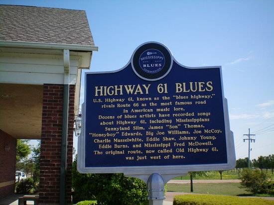 MPBOnline's tweet photo. This week on #NextStopMS, In the Mississippi Delta, see where the back roads take you!!
https://t.co/b02HZK6fu7 #ThinkRadio https://t.co/D3Tscf1hdj