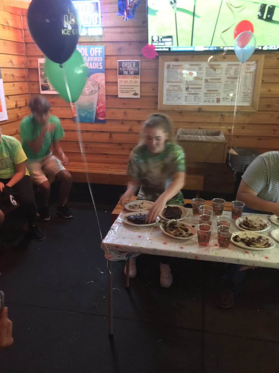 WestVigoVikings's tweet photo. Takin names and eatin ribs!  #messyfaces #STUDentCouncil https://t.co/tk5Dso3k7e