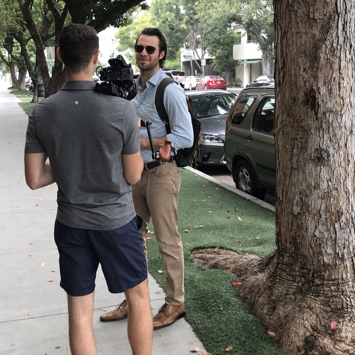 theollishop's tweet photo. OLLI's off to the office. #OLLIme #BTS https://t.co/N01LJz3Xvj