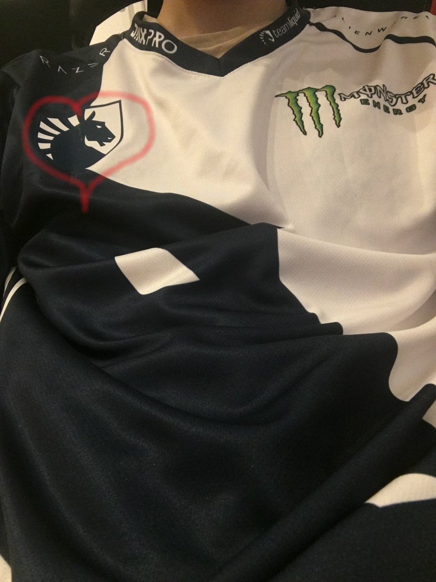 G2Swani's tweet photo. Full support for the #TLdota boys! Bring it home and write history.. proud of all of you already! Let's goooo! 💙 #TLwin #TI7 @TeamLiquid https://t.co/ujK2bVDQ8o