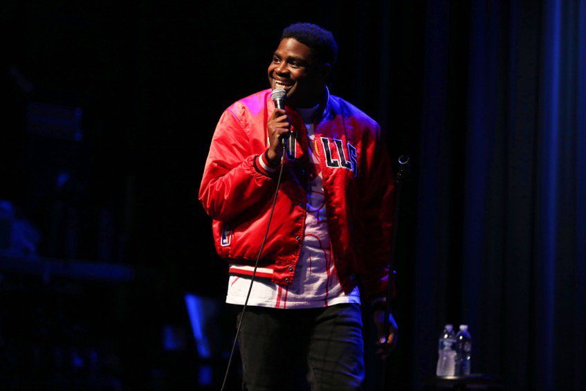 EponymousReview's tweet photo. Gut-busting, funny bone-breaking hilarity earned @RonFunches the championship belt at #Funchamania Chicago! https://t.co/iQLgLj4ply https://t.co/vBuqBW0GNP