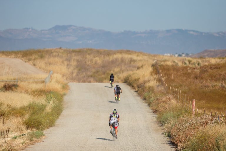 SPNDXstampede's tweet photo. The open desolate Gravel #SPNDX roads https://t.co/OgUakJ5rKA