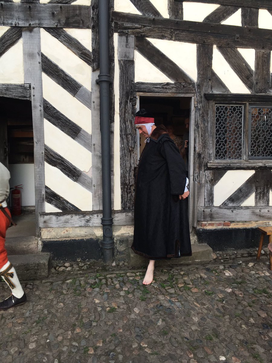 Thank you <a href="/Tudor_Group/">The Tudor Group</a> - a fantastic evening @NTlittlemoreton for #howweusedtosleep