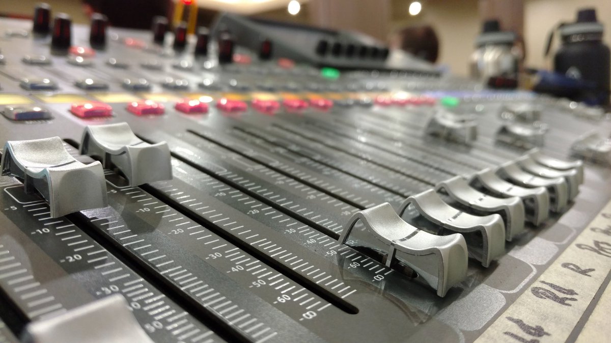 thxapproved's tweet photo. My display at #IgnitePeoria
#arts #sound #audio #FrontOfHouseMix https://t.co/N3Y3WCYFEc