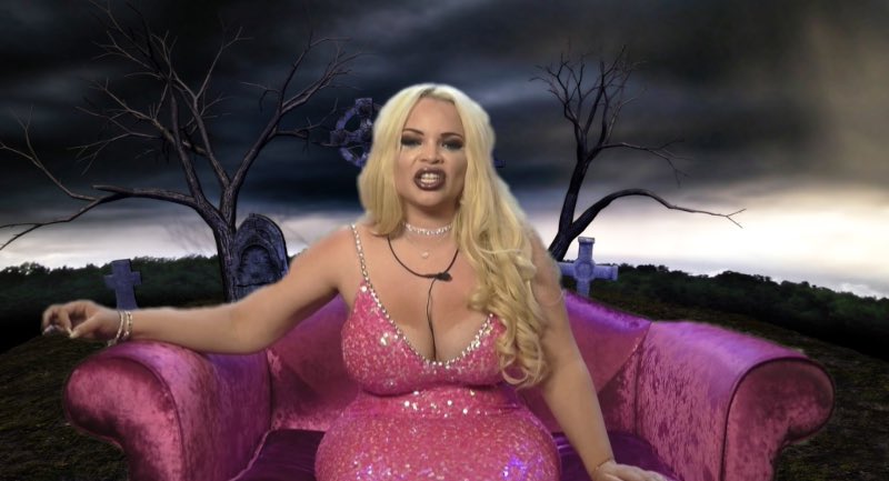 AuntiePegg's tweet photo. Say that about the UK........ piss off back to the good ol US of A #CBBTrish #CBB https://t.co/zUtx5CaPKp