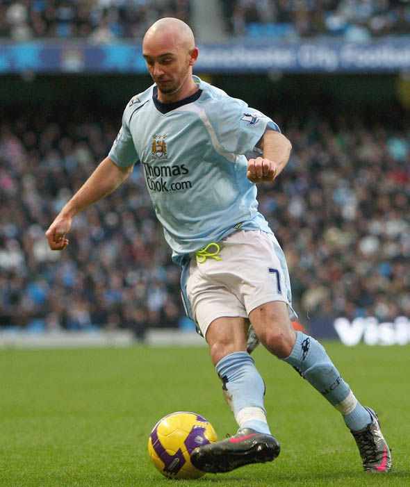 GOAT_Lookalikes's tweet photo. New season and new image for Man City's spanish playmaker David Silva. https://t.co/WyIWh27lTx