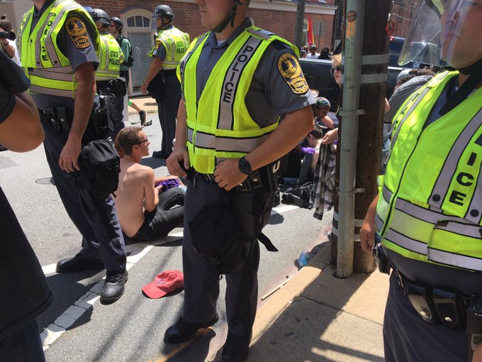 View image on Twitter