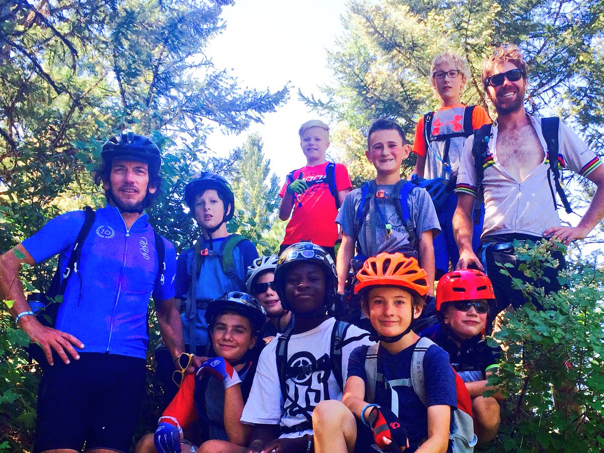 Ty_Hamilton's tweet photo. Good times teaching a MTN bike camp for the local kids! 👍🏼#thtraining @THTraining https://t.co/zRL9WNFQVJ
