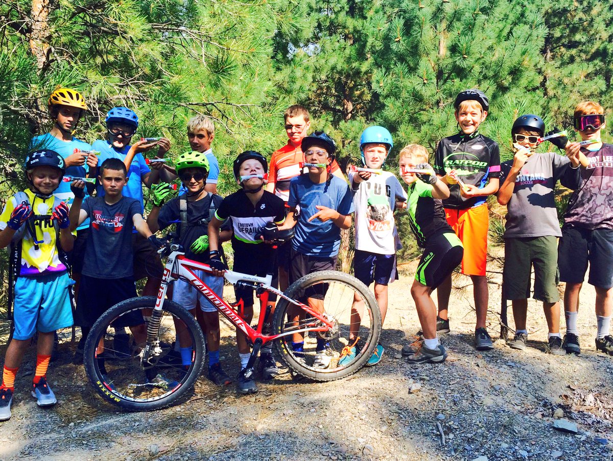 Ty_Hamilton's tweet photo. Good times teaching a MTN bike camp for the local kids! 👍🏼#thtraining @THTraining https://t.co/zRL9WNFQVJ
