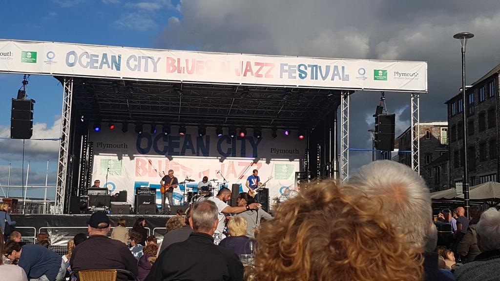Plymkids's tweet photo. Love Plymouth,  amazing week.  PRIDE,  FIREWORKS &amp; NOW THE JAZZ AND BLUES FESTIVAL @WhatsOnPlymouth @bluesbargrill https://t.co/VxBYghMsB5