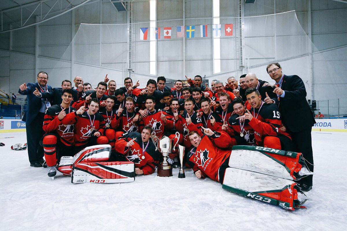 HockeyCanada's tweet photo. Congratulations @HC_Men! Canada is proud. 🇨🇦🏆🥇 #HlinkaMemorial https://t.co/izlcGVtWBo