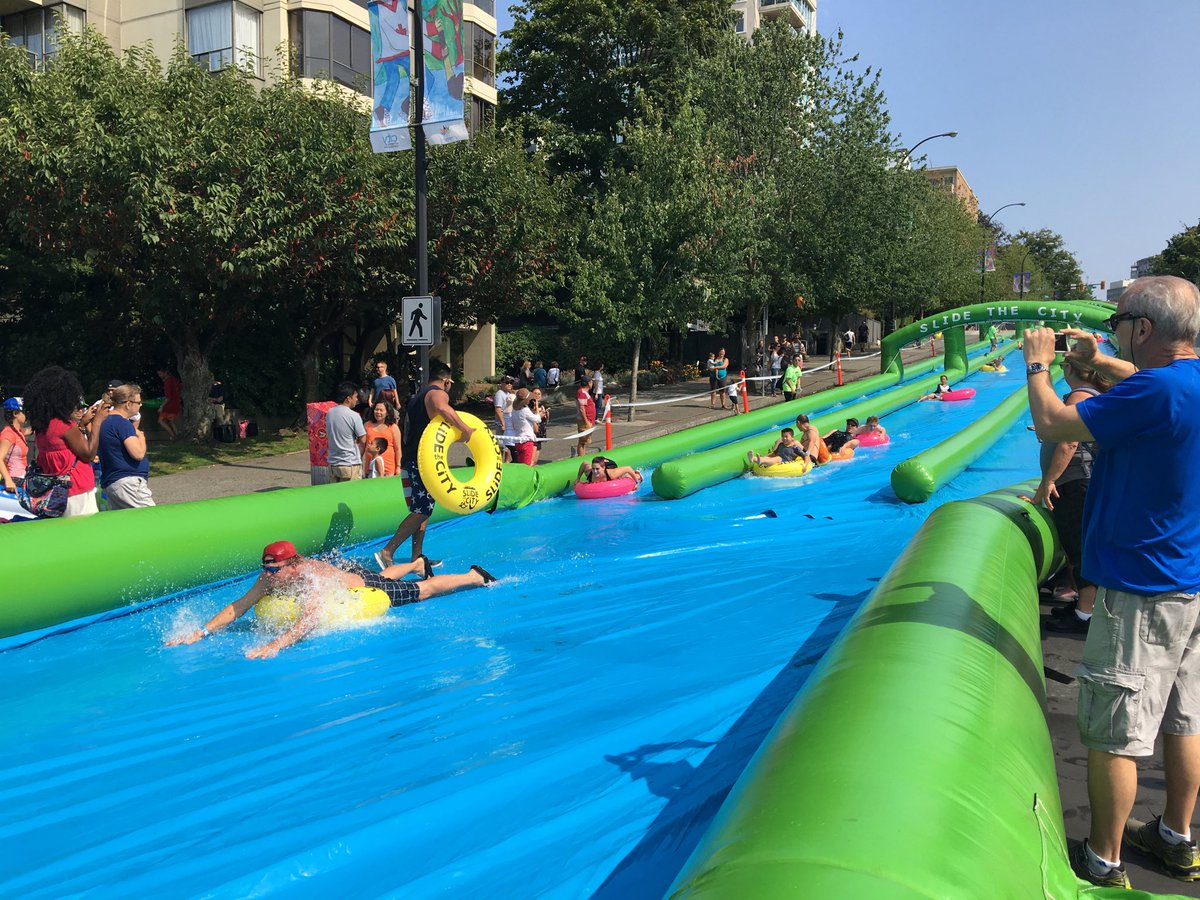 It. Is. ON.  Folks.  #NorthVan https://t.co/QuQEC1J9P5