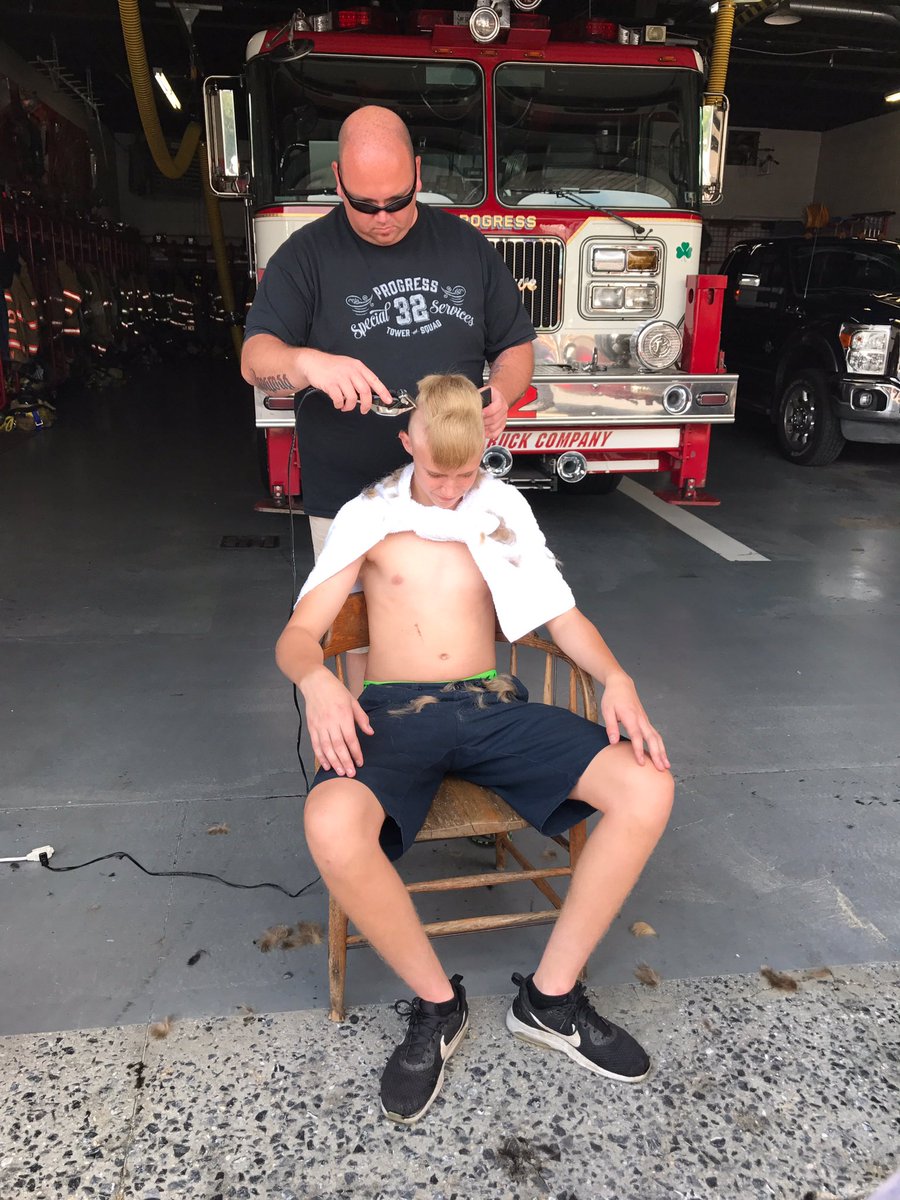 ProgressFire32's tweet image. It's new live in season! Mohawks for everyone has been a tradition for several years! Live-In Academt stars tomorrow #progressfire #LIA17