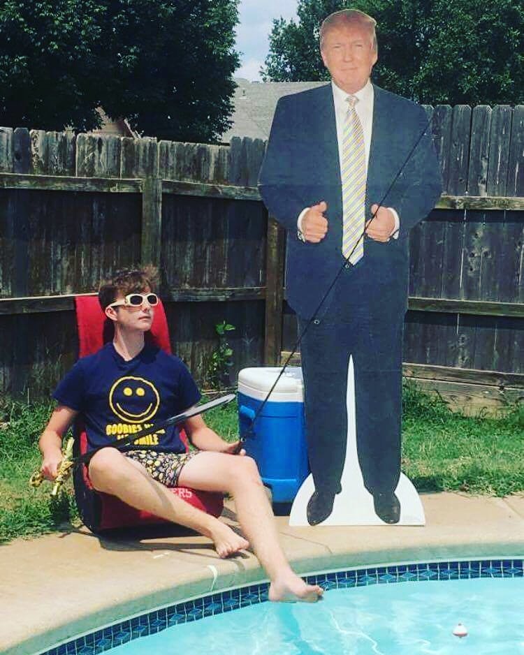 hissugarbutt32's tweet photo. How do I tag Donald trump?! https://t.co/gs8FHQzrN8