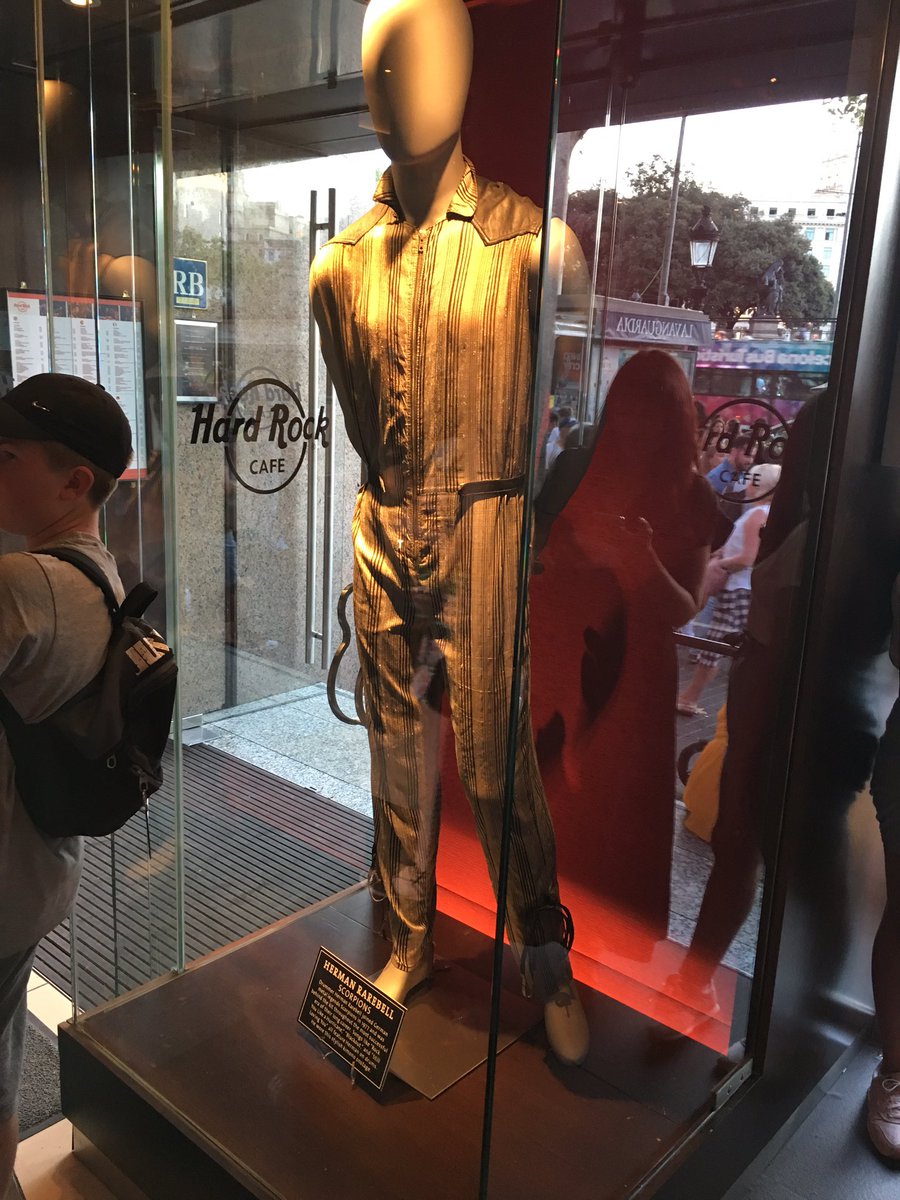 <a href="/Herman_Rarebell/">Herman Rarebell</a> do you recognise this outfit? <a href="/1015krock/">101.5 KROCK</a> #hardrockcafe #barcalona 🤘🏻