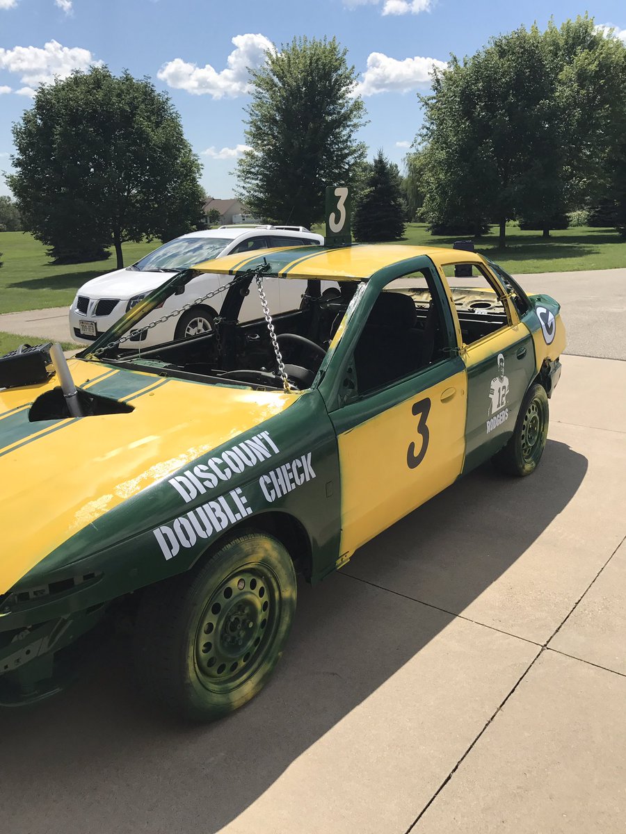 AllisonFreier's tweet photo. Good luck to @bfreier95 tonight at the derby! #GoPackGo @JordyRNelson @AaronRodgers12 @packers https://t.co/o1zjmRJ2rU
