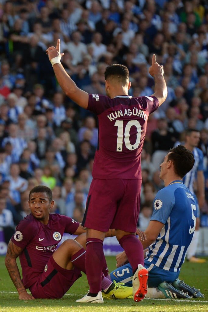 MCSCIndonesia's tweet photo. MVP nya Sergio Aguero. Build nya pas. Bikin critical damage nya sakit. Cuma kurang psyhcal lifesteal buat nambah golnya.

GG! 👏 https://t.co/m2M9Zkjhcy