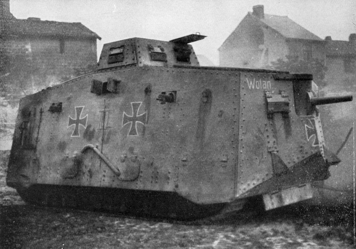 Ein deutscher Sturmpanzerwagen A7V "Wotan"  (nicht datiert)