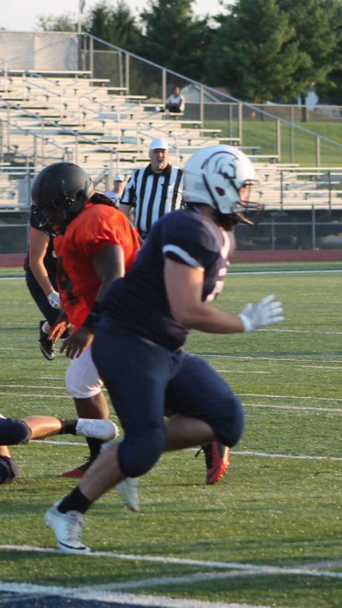 JTSnell's tweet photo. FHC jamboree. Jackson Snell No. 5. 5-10 215 lbs class 18 HB FB LB #jacksonsnell #snell #jacksonsnell5 #snell5 https://t.co/9QON3CW1Ui