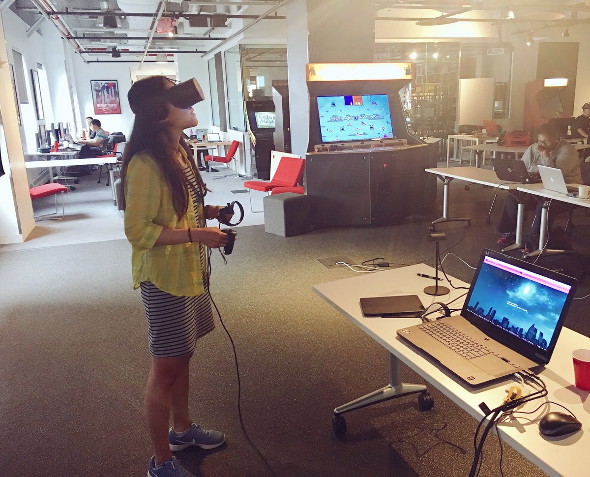 sar_huth's tweet photo. At the #VRGameJam NYC! Testing out our #madewithunity game on @oculus ❤️ https://t.co/zgtLyl34ia