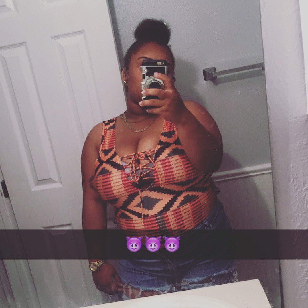 Zammn_Gina's tweet photo. been sleeping on myself lately, but I'm woke now.😌😏😈

#Project1KVol3. https://t.co/pKkCFncIAe